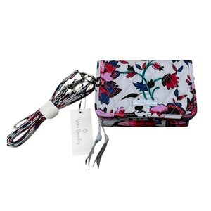 Vera Bradley Ultralight 3-in-1 Crossbody Shoulder Wristlet Purse Vineyard Floral